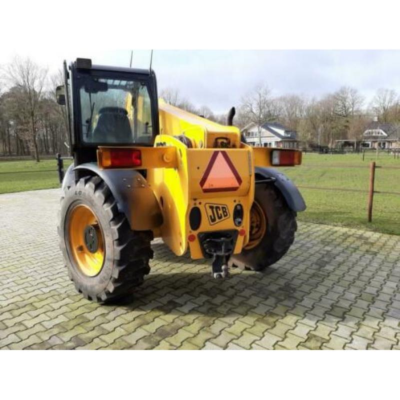 JCB 530 - 70. Hef vermogen 3000 kg bouwjaar 2002 7600 draa