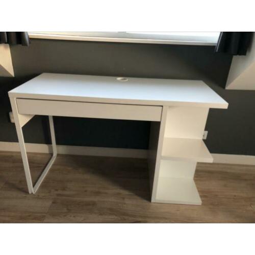 Bureau Micke Ikea weinig gebruikt