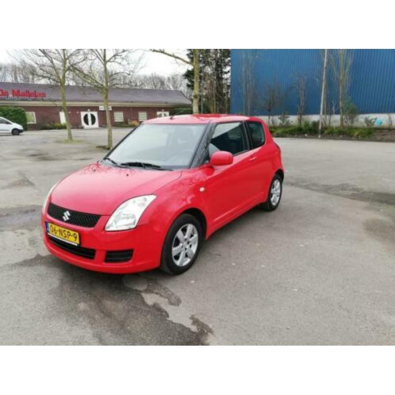 Suzuki Swift 1.3 Base
