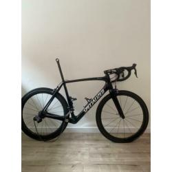 2018 Specialized SL5 58cm w/Di2 & CLX 50 wheels.