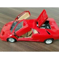 LAMBORGHINI DIABLO rood 1:18 Merk POLISTIL TONKA