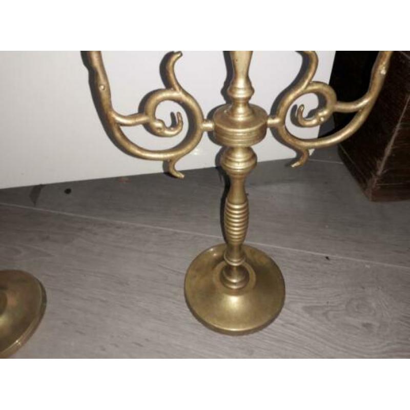 2 antieke messing kandelaren