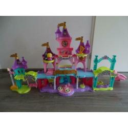 Vrolijke vriendjes kasteel, koets, eenhoorn