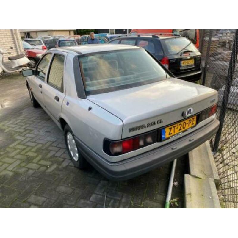 Ford SIERRA 2.0i CL ORIGINEEL NL