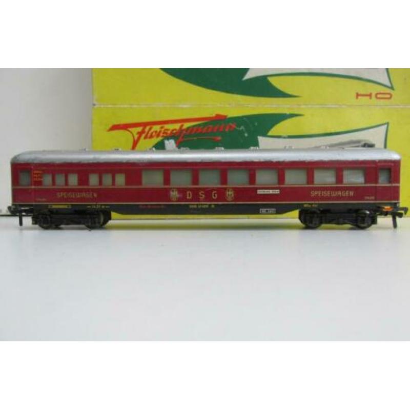 3 x fleischmann wagons uit de jaren 50