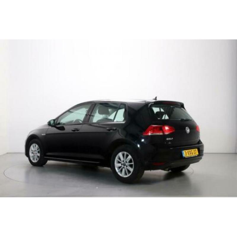 Volkswagen Golf 1.6 TDI Comfortline BlueMotion Navigatie Par
