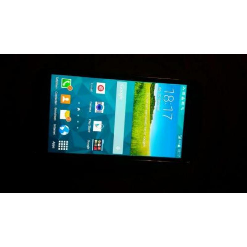 Samsung galaxy s5 16 GB bijna nieuwe