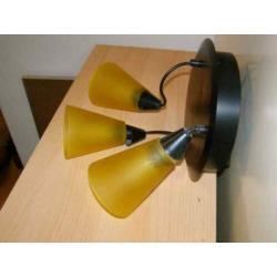 Ikea hanglamp met gele kapjes (A18 2999)