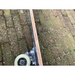 skateboard blauw met wit