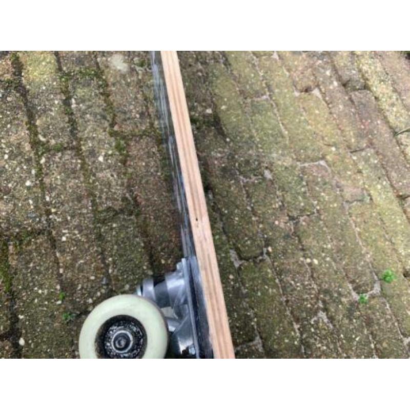 skateboard blauw met wit