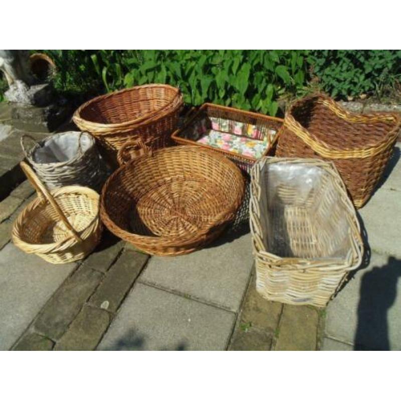 Rotan en rieten manden allerlei