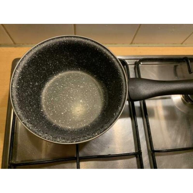 Fijn kook pannetje MOET WEG!