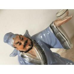 Chinees porseleinen beeldje 19cm