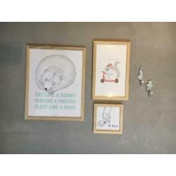 Bloomingville lijstjes + haakjes voor de babykamer
