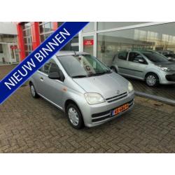 Daihatsu Cuore 1.0-12V 100th Anniversary ZUINIG BETROUWBAAR