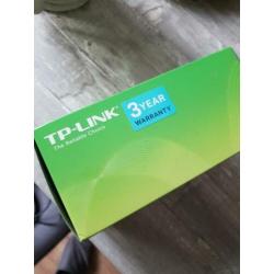 TP-LINK-WPA4220 KIT 300Mbps AV Starterkit