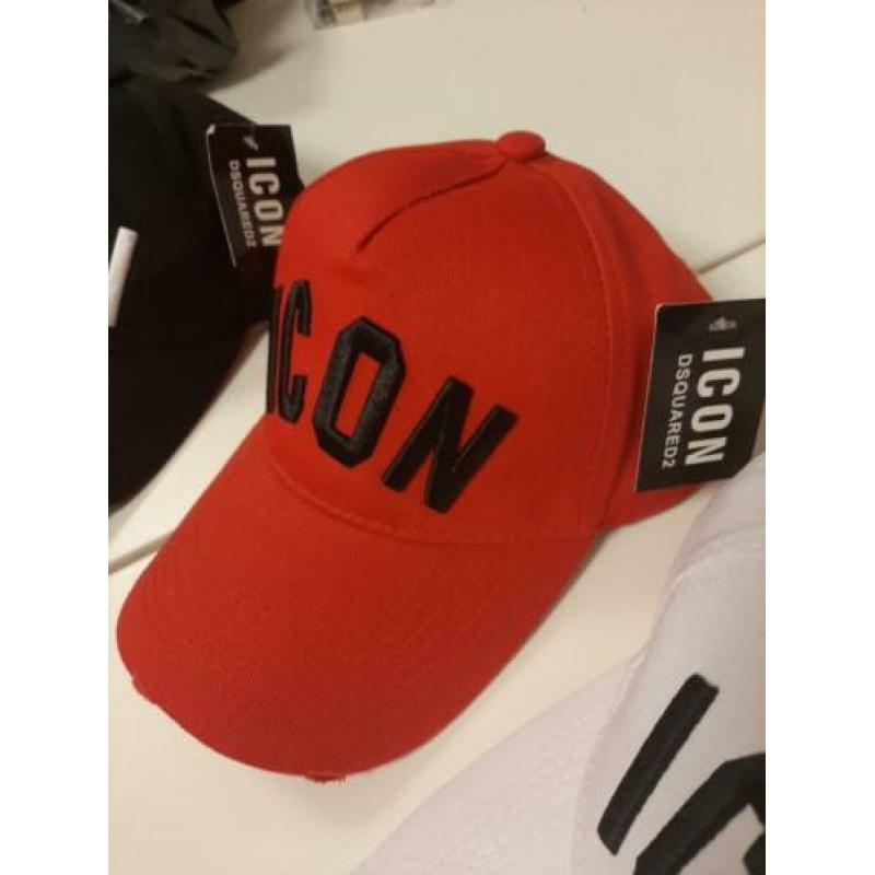 Dsquared ICON en Philip plein petjes met label