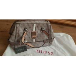 Guess tas zgan!