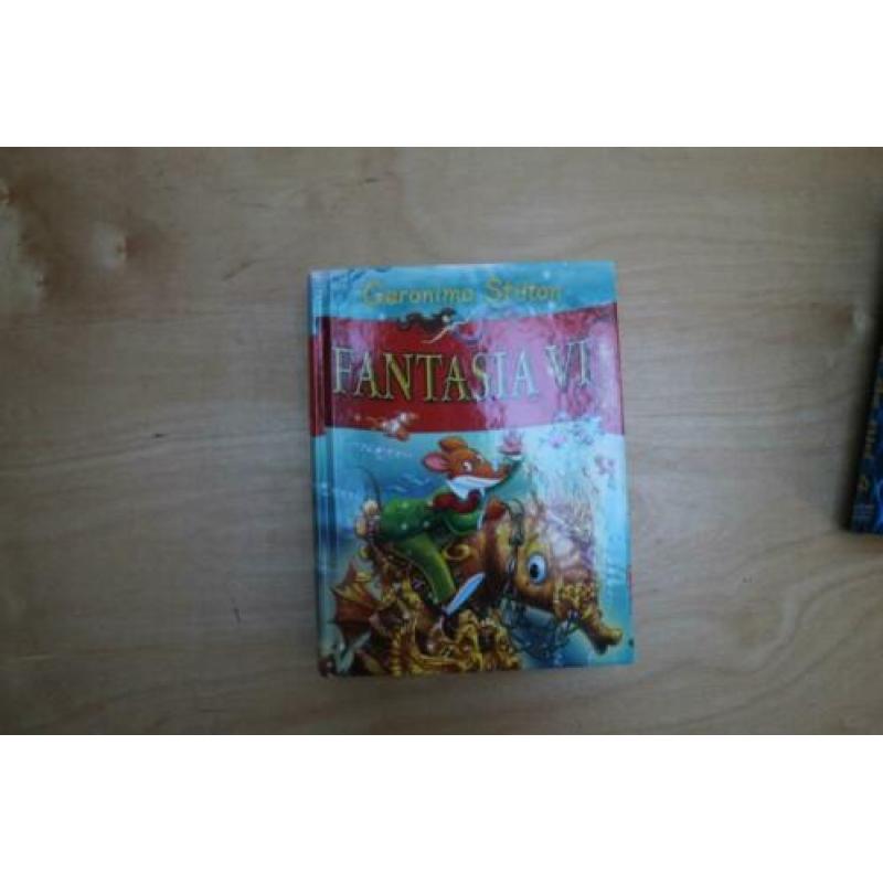 set boeken Geronimo Stilton Thea Fantasia Reis door de tijd