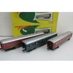 3 x fleischmann wagons uit de jaren 50