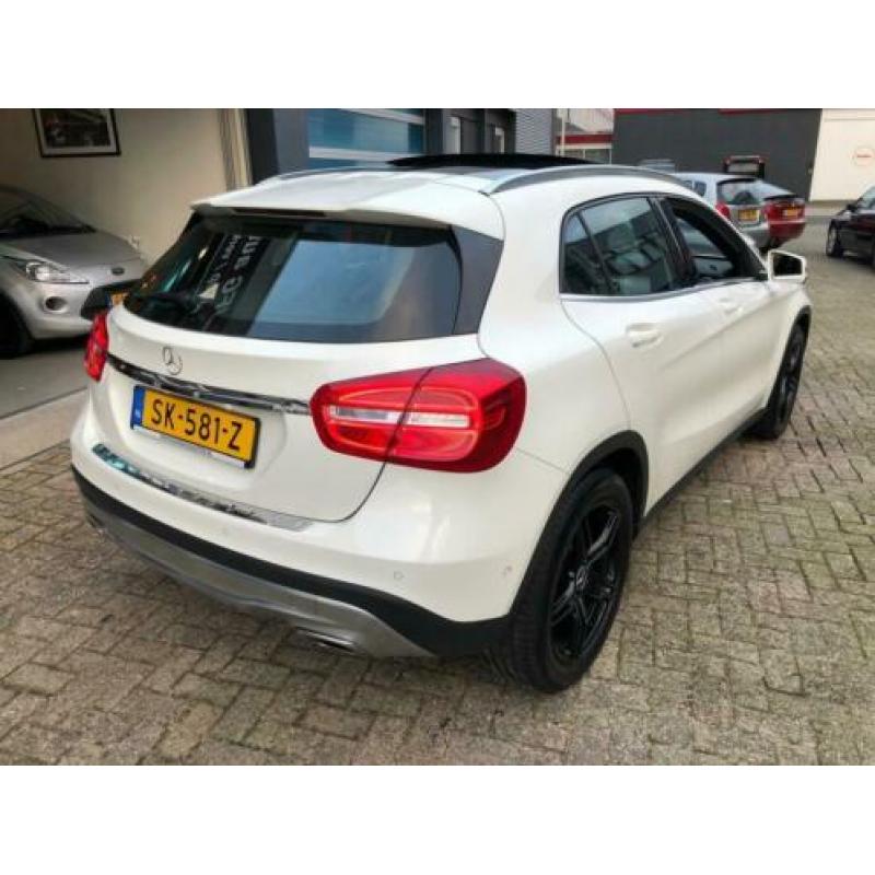 Mercedes-Benz GLA-klasse 180 Prestige Automaat! 32.000 km!