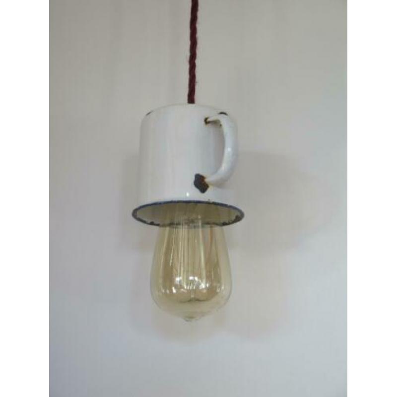 Prachtige emaille lamp van koffiekopje!