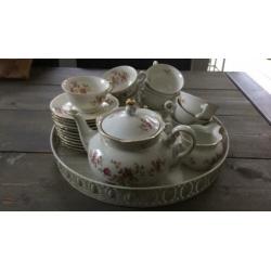 Antiek servies 12 delig