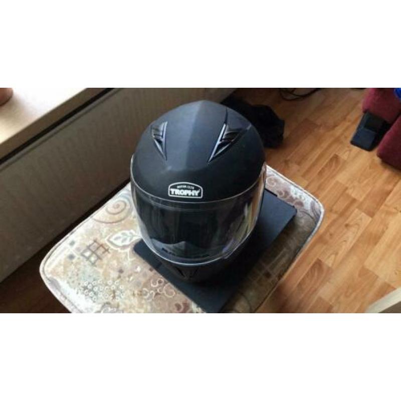 Nieuwe helm VERKOCHT