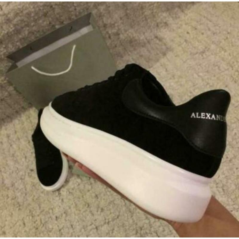 Alexander McQueen Sneakers
