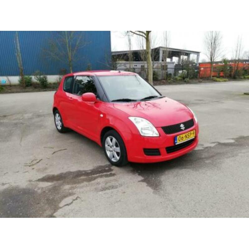 Suzuki Swift 1.3 Base