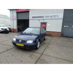 Volkswagen Bora 1.6 Trendline (bj 1999)