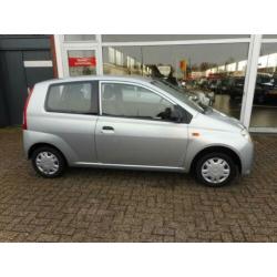 Daihatsu Cuore 1.0-12V 100th Anniversary ZUINIG BETROUWBAAR