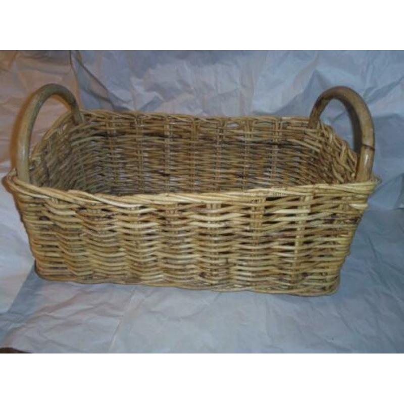 Rotan en rieten manden allerlei