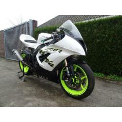 Kawasaki ZX6R Ninja # 2010 # Circuit Motor Racer # Optie's
