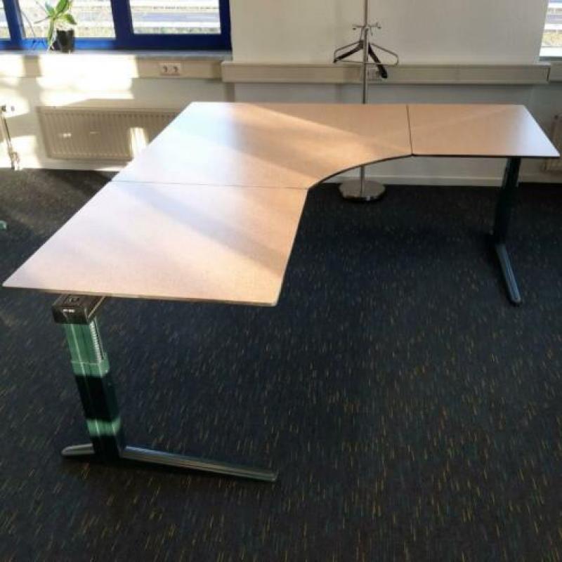 Ahrend hoekbureau links 200x180 cm trespa, KSB Breda BU572