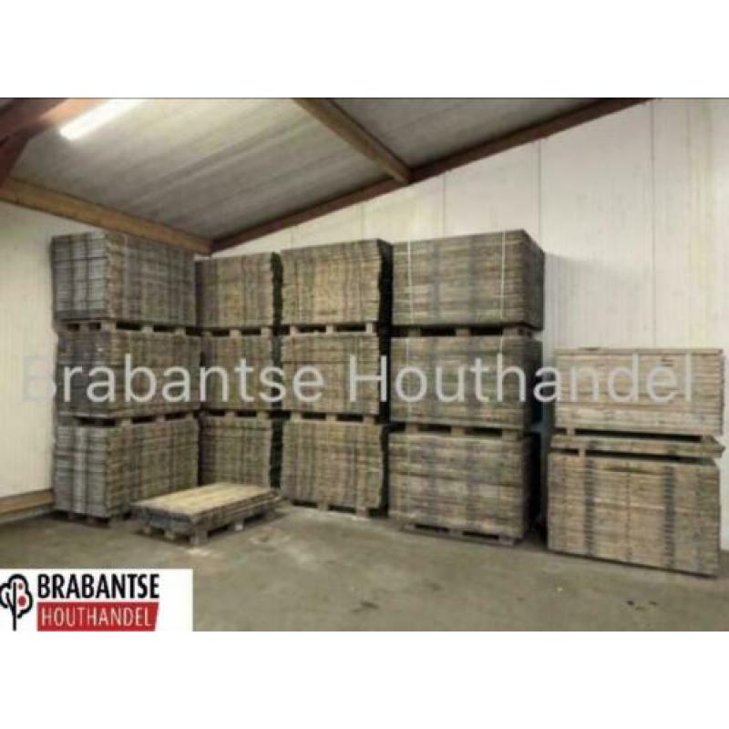 Steenschotten platen houten terras schot vlonder