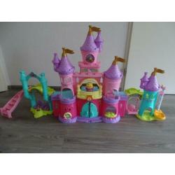 Vrolijke vriendjes kasteel, koets, eenhoorn