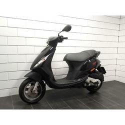 Piaggio Zip / 4Takt / SNOR / Schadevrij / Keurige Scooter