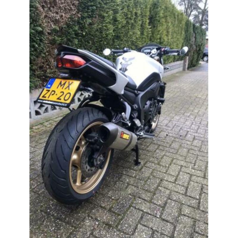 Yamaha FZ8 abs 2011 nakedbike wit 100pk
