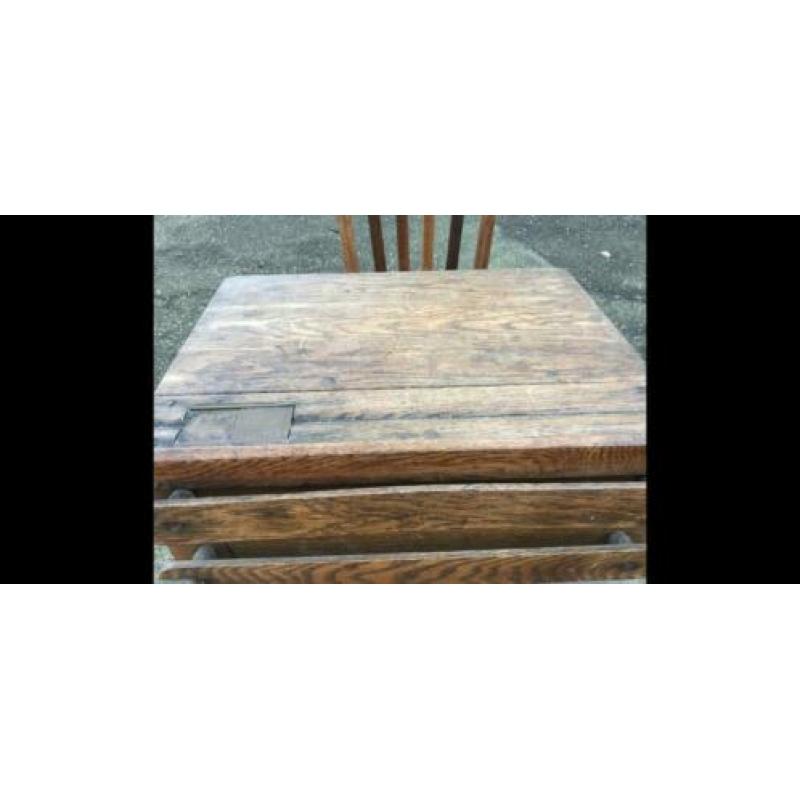 Schoolbank / klepkast / bureau / buro / vintage / antiek