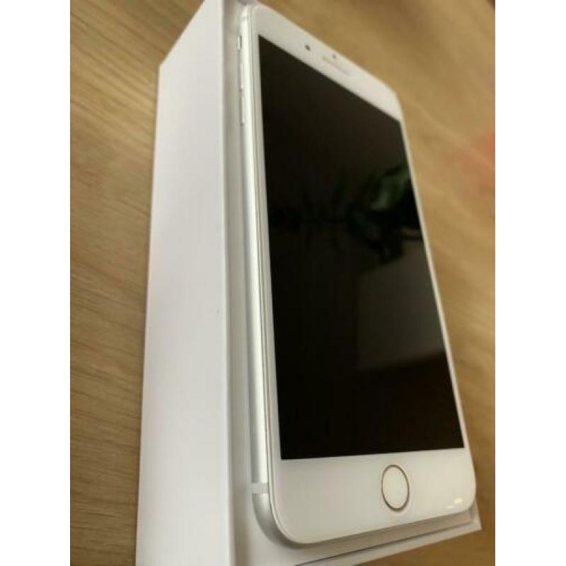 iPhone 8plus 64GB