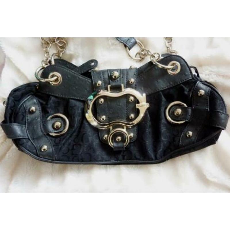 Zwart schoudertasje van stof en imitatieleer van Guess