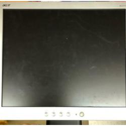 2x 17 Inch monitor (Acer & Neova) GRATIS ophalen