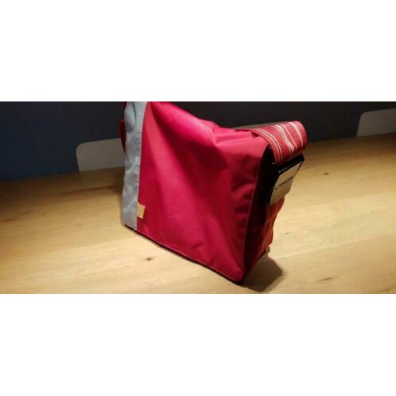 Lässig luiertas messenger bag kleur rood