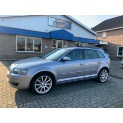 Audi A3 Sportback 2.0 TDI Ambiente clima , cruise , trekhaak