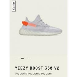 Yeezy boost 350 V2 tailflag size 10.5