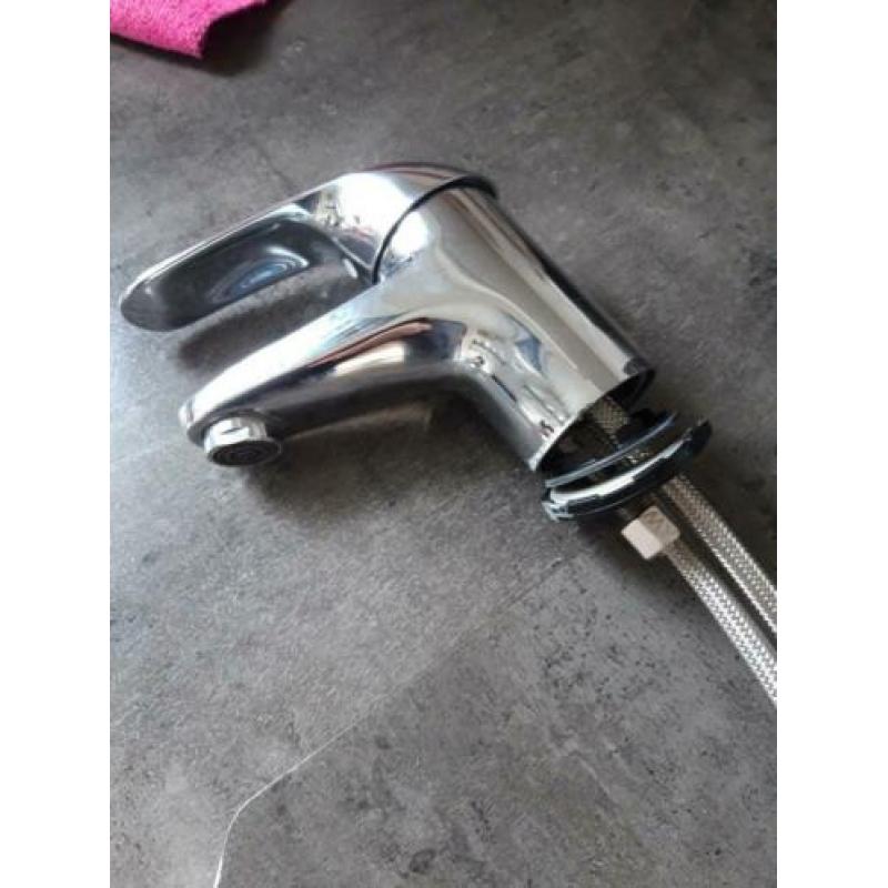 Wasbak kraan zo goed als nieuw merk grohe.