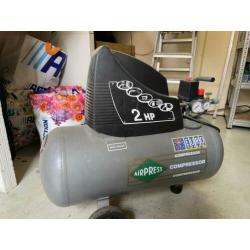 Airpress HLO 300/50 compressor
