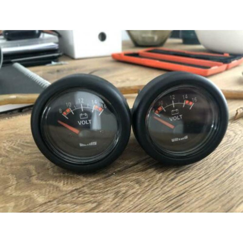Vetus 12 Volt meter (2stuks beschikbaar)
