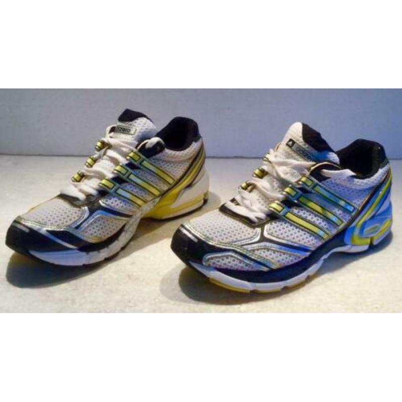 ADIDAS HARDLOOP / (SPORT) SCHOENEN, WIT maat 37,5
